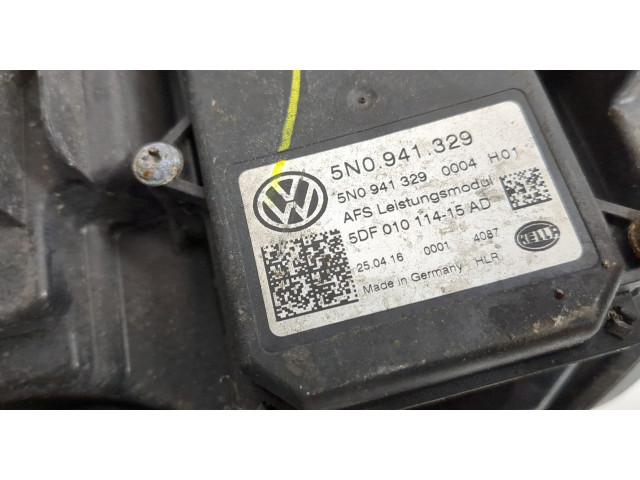 Фара передняя  Volkswagen Jetta 6 2010-2018 правая 