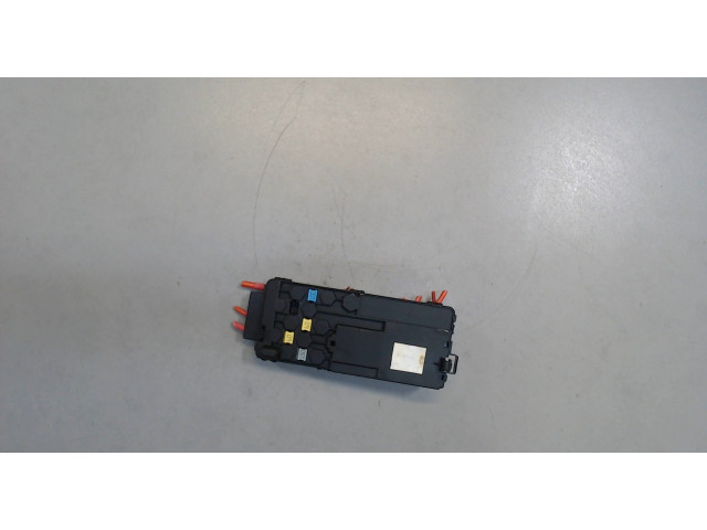 Блок предохранителей  Mercedes ML W164 2005-2011      013948411     3.5