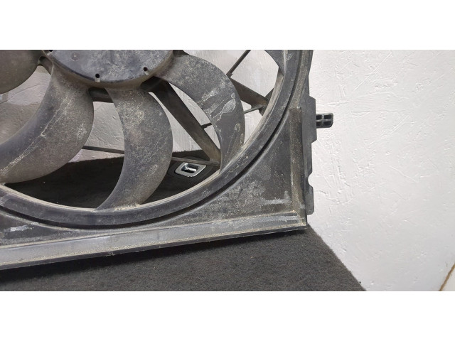 Вентилятор радиатора  Nissan Rogue 2020-2023           