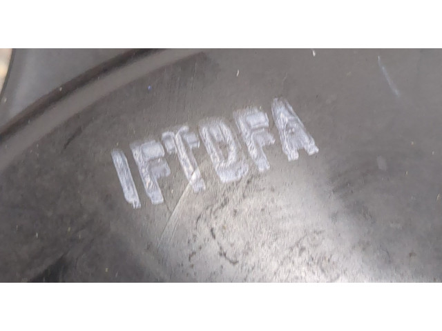 Вентилятор радиатора  KIA Ceed 2012-2018           