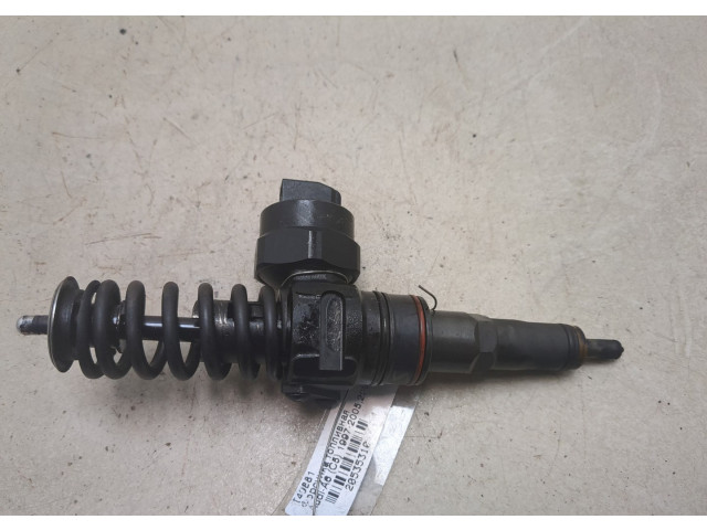 Форсунка топливная  Audi A6 (C5) 1997-2005    045130073T     