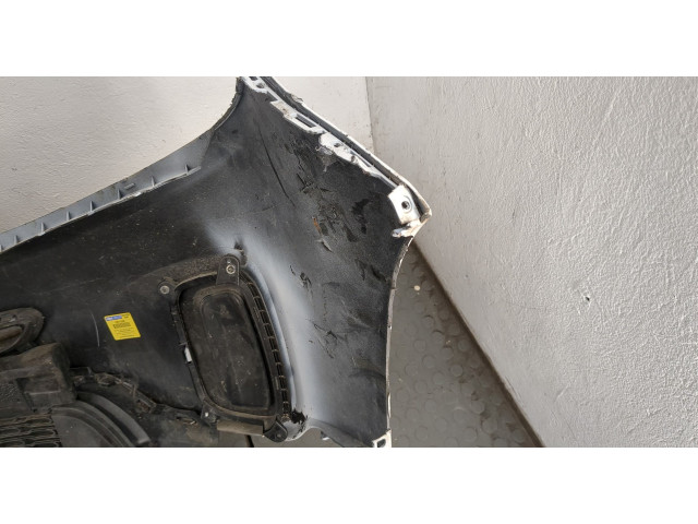 Решетка радиатора  KIA Sorento XM 2009-2021          863501U500, 863501U700