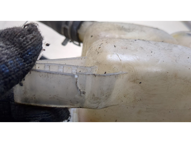 Бачок расширительный  Volvo V50 2004-2012 3M5H8K218DC   