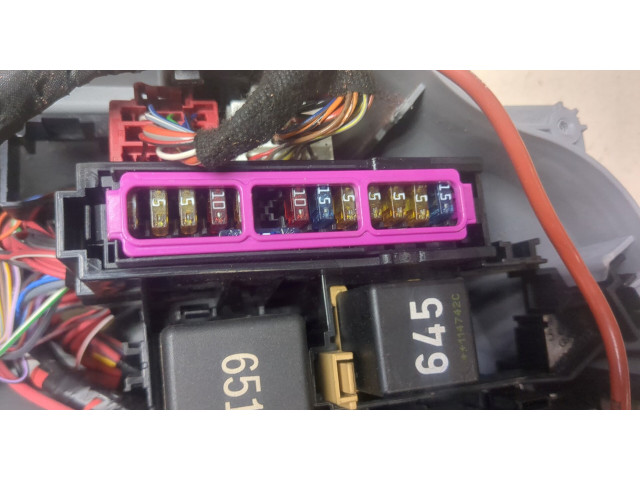 Блок предохранителей Audi A7 2010-2014