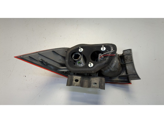 Задний фонарь          