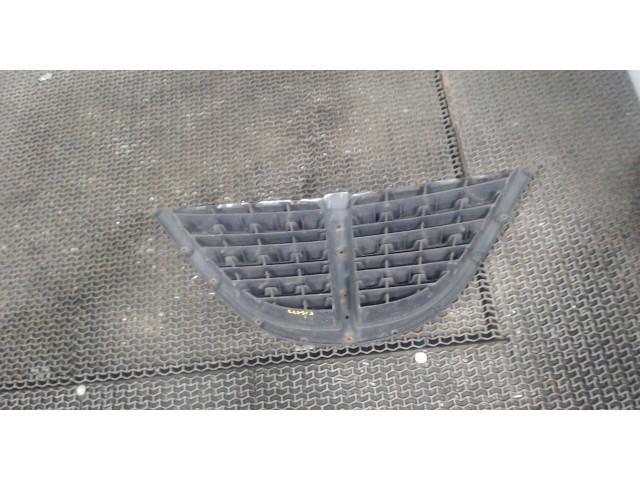 Решетка радиатора SsangYong Rodius 2004-2013 2.7