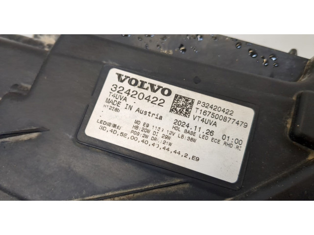Фара передняя  Volvo XC40 правая 