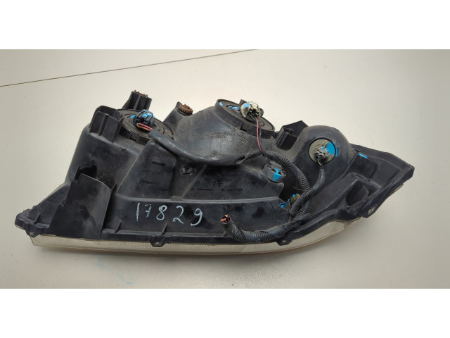 Фара передняя Acura MDX 2001-2006 правая