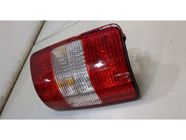 Задний фонарь          