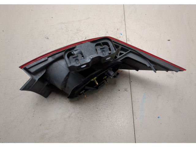 Задний фонарь          