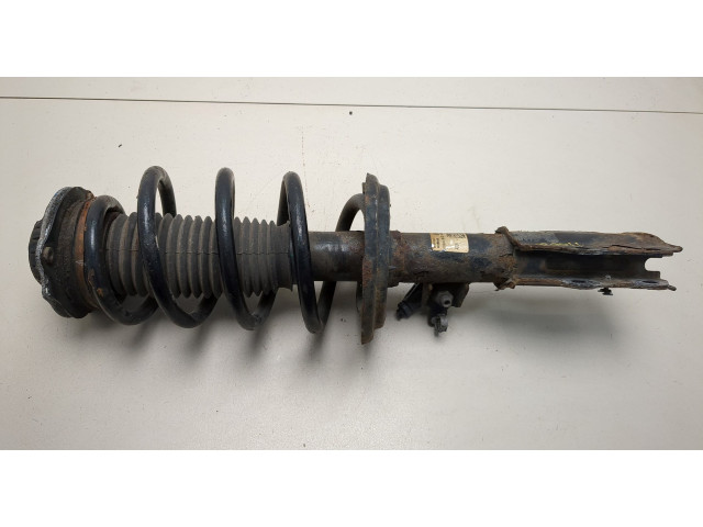 Стойка амортизатора  Cadillac XT5 2016-2019 84018479, 824904011096     