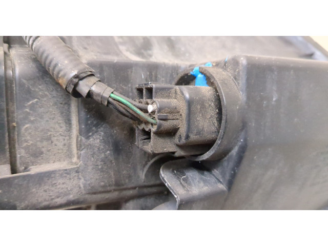 Фара передняя  Opel Antara 2006-2015 правая 