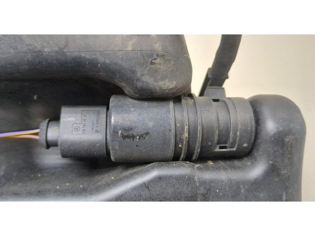 Бачок омывателя  Mercedes E W212 2009-2016    