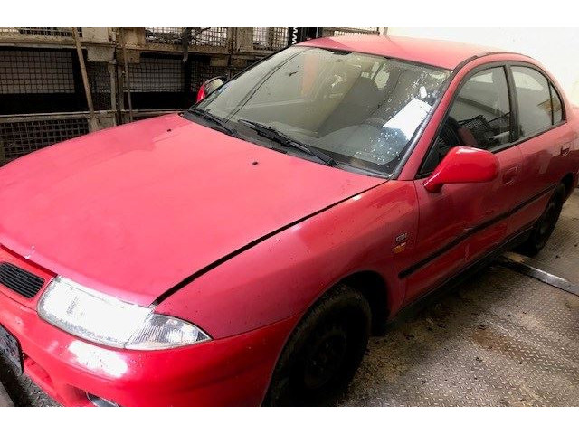 Подушка безопасности переднего пассажира Mitsubishi Carisma