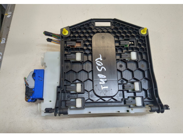 Блок предохранителей Ford S-Max 2006-2010