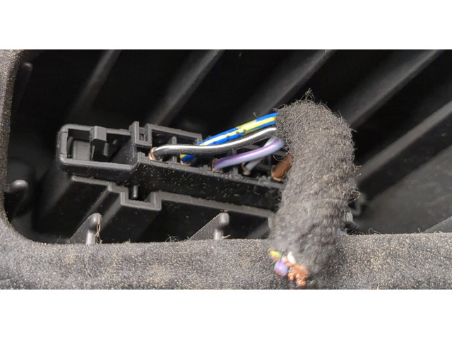 Задний фонарь          