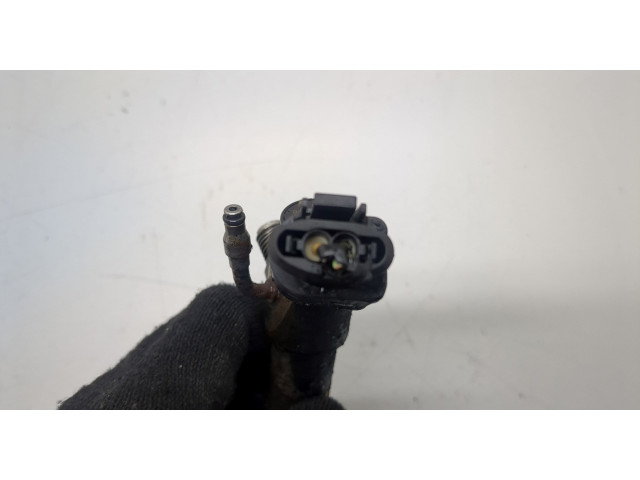 Форсунка топливная  KIA Ceed 2018-2021    338002U000     