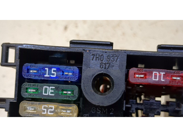 Блок предохранителей Skoda Yeti 2009-2014 1.2