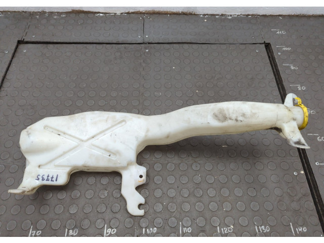 Бачок омывателя  Jeep Grand Cherokee 2010-2013    