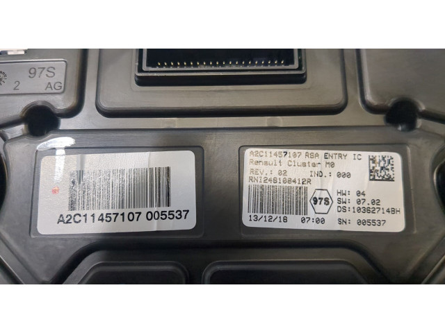 Панель приборов Dacia Duster 1.6 Бензин