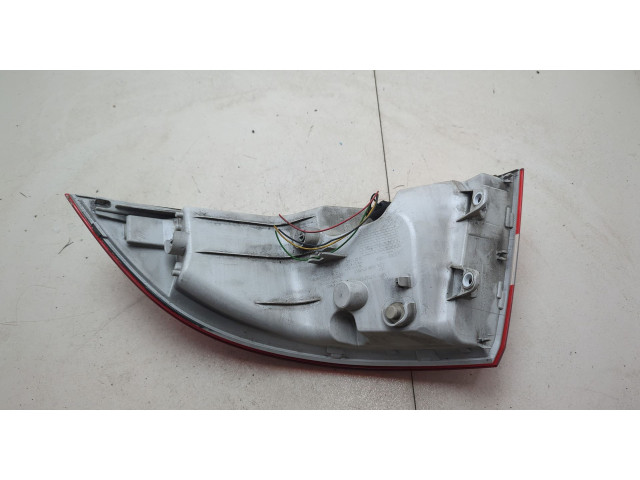 Задний фонарь          