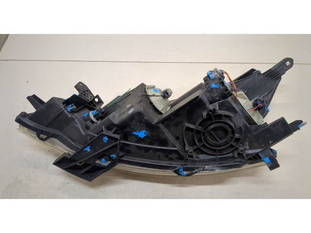 Фара передняя  Mitsubishi Grandis правая 