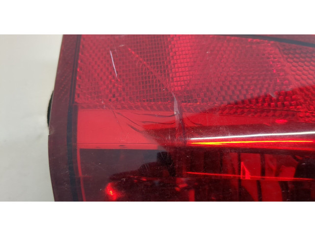 Задний фонарь          