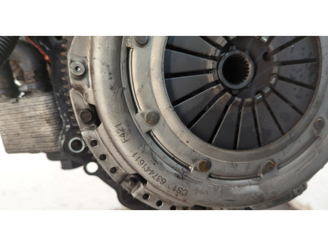 Форсунка топливная Skoda Fabia 1999-2007 038130073AL