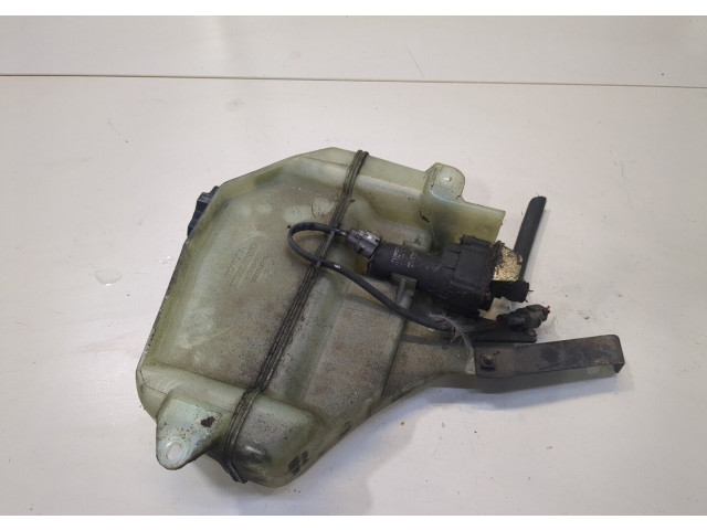 Бачок расширительный  Toyota Previa (Estima) 1990-2000 167288001     2.4