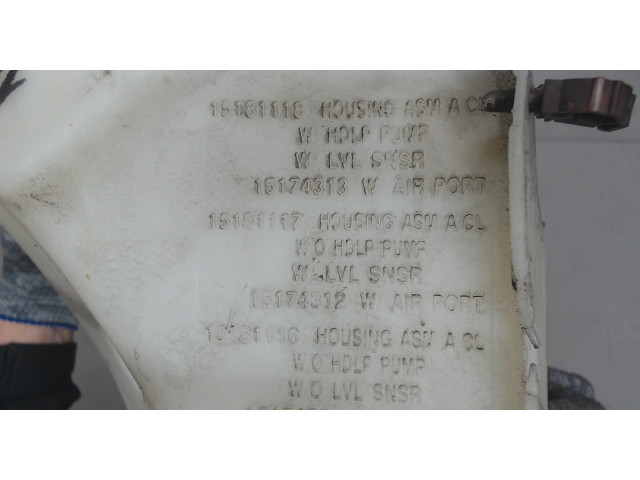 Бачок омывателя GMC Envoy 2001-2009 15181118 4.2