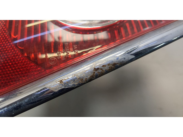 Задний фонарь