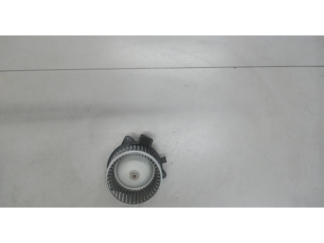 Моторчик печки Skoda Rapid 6R2819015 6R2819015