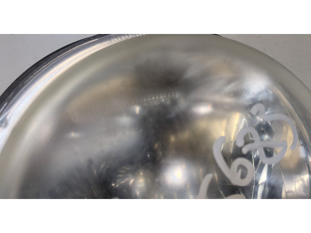 Фара передняя  Jeep Liberty 2002-2006 правая 