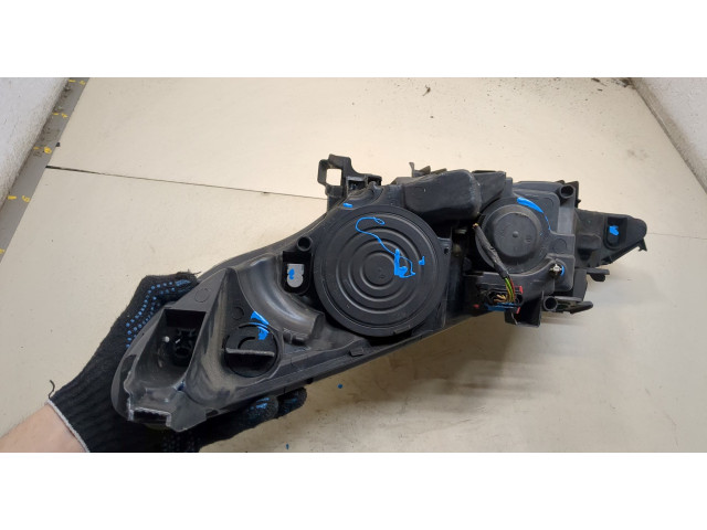 Фара передняя Peugeot 207 2006-2015 правая