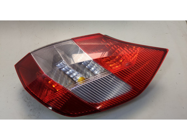 Задний фонарь          