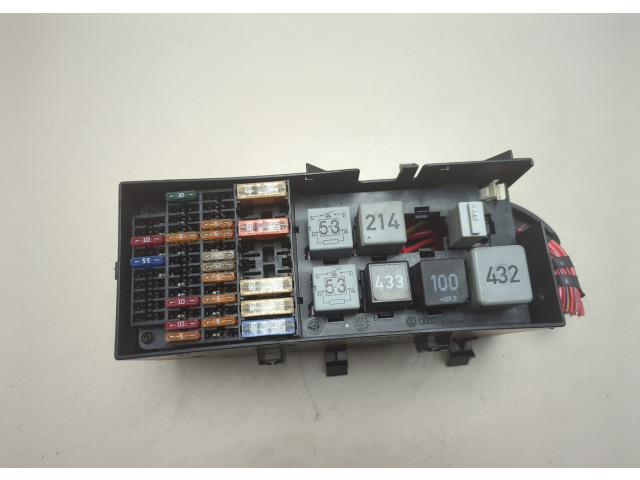 Блок предохранителей  Volkswagen Phaeton 2010-2016      3D0937499B   