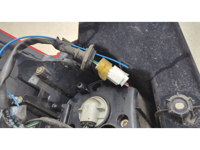 Задний фонарь 8330A690