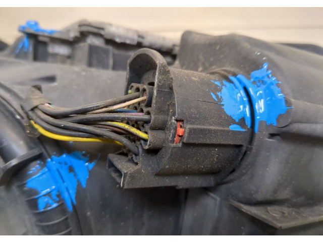 Фара передняя Jaguar XF 2015–2020 правая