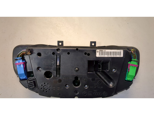 Панель приборов  Volkswagen Passat 5 2000-2005            