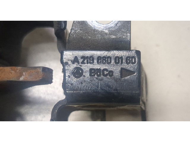 Замок капота  Mercedes E W211 2002-2009     