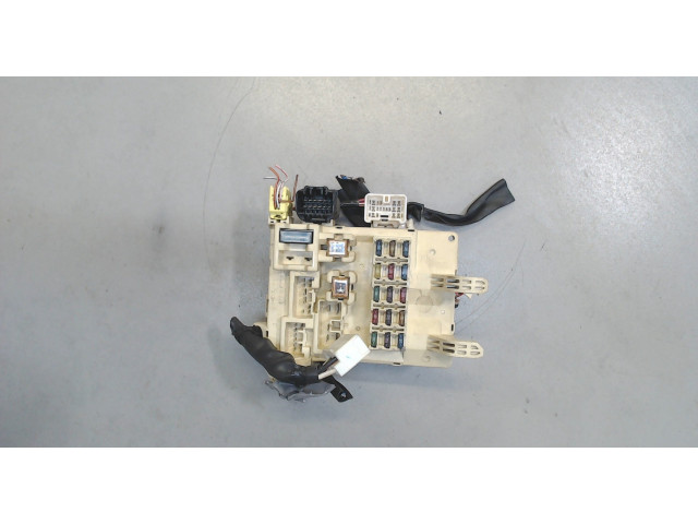 Блок предохранителей  Toyota Corolla E11 1997-2001      8273212060     1.4