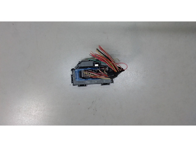 Блок предохранителей  Chevrolet Tahoe 2006-2014      1592504402    5.3