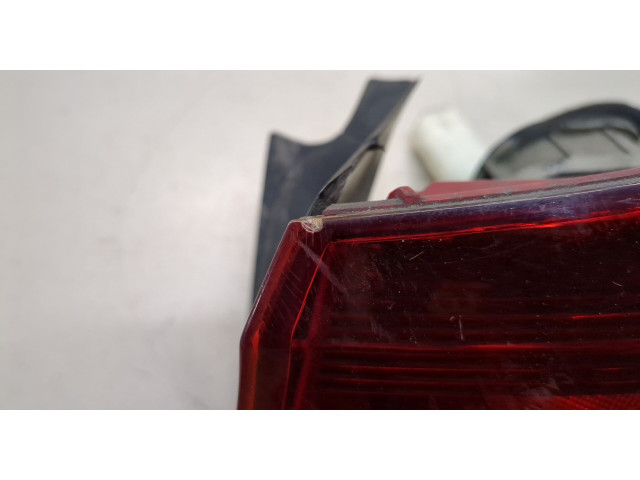 Задний фонарь          