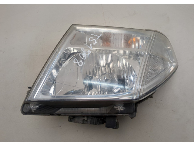 Фара передняя Nissan Pathfinder 2004-2014 левая