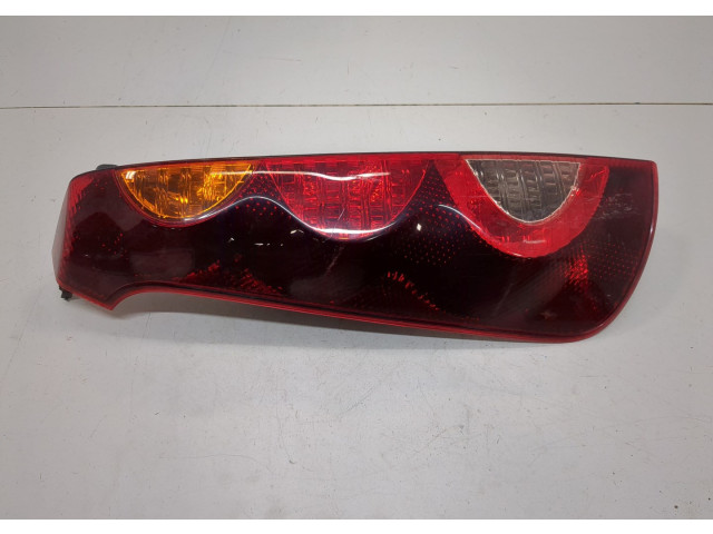 Задний фонарь