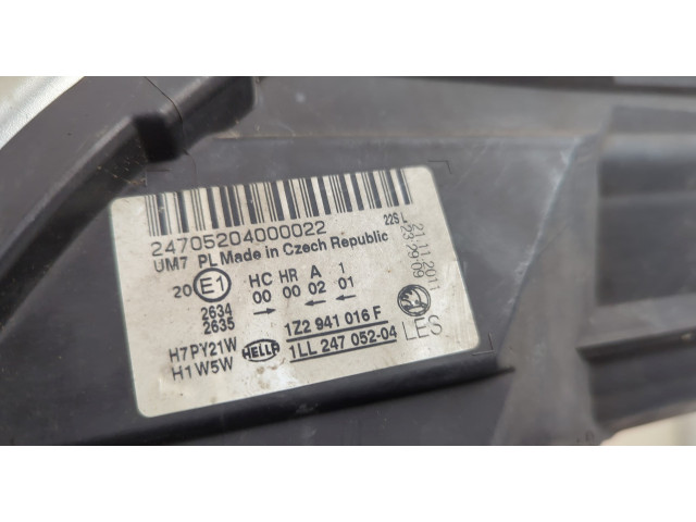 Фара передняя Skoda Octavia (A5) 2004-2013 правая