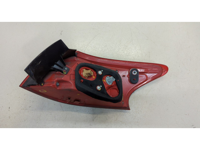 Задний фонарь 22087077