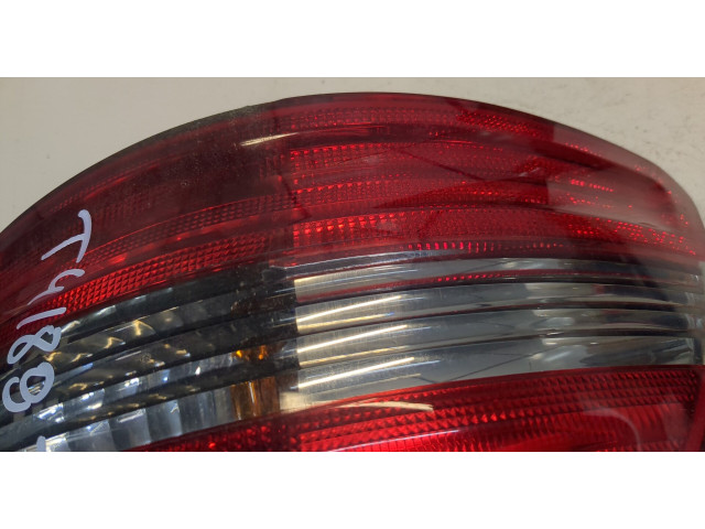 Задний фонарь          