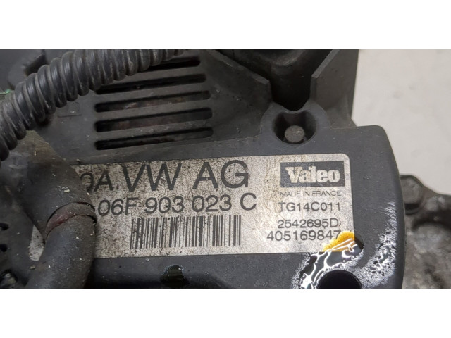 Генератор  Volkswagen Golf 5 2003-2009            2.0 дизель