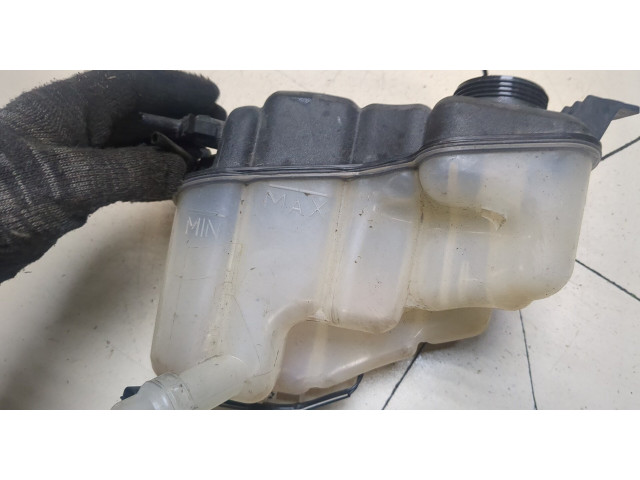 Бачок расширительный  Land Rover Range Rover Evoque 2011-2015    